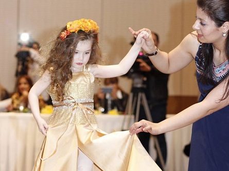 В Баку состоялся конкурсный показ детской моды